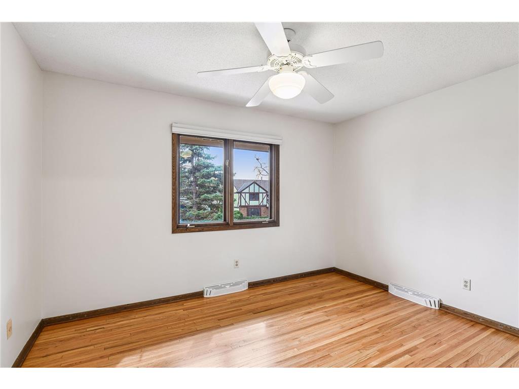 1815 Noble Drive N Golden Valley MN 55422 7050197 image35