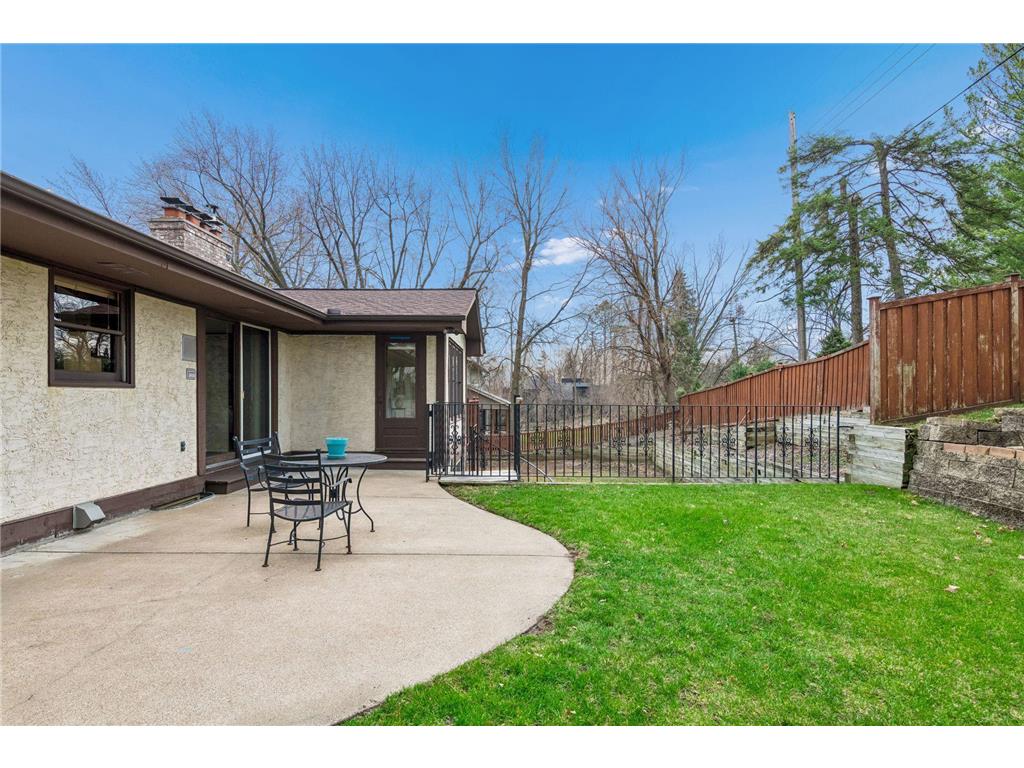 1815 Noble Drive N Golden Valley MN 55422 7050197 image53