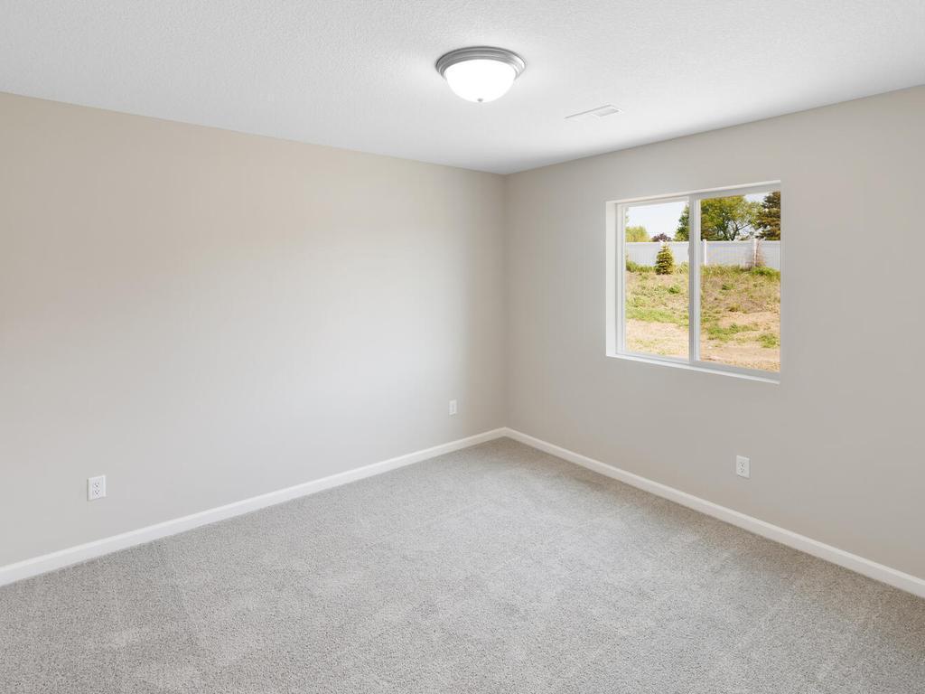 1815 Pierce Street S Cambridge MN 55008 7104681 image15