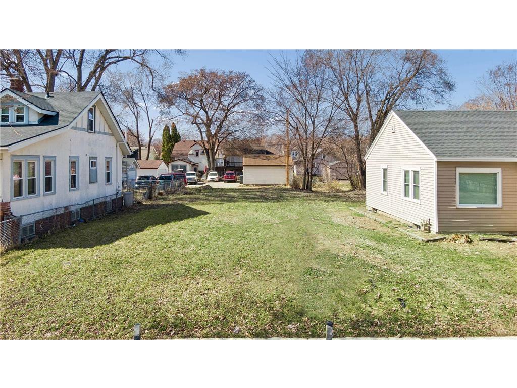 1815 Queen Avenue N Minneapolis MN 55411 7037016 image2