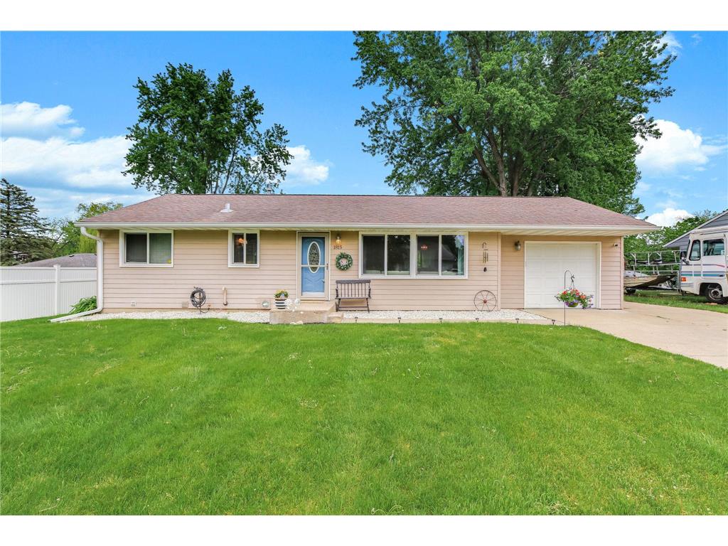 1815 Walnut Street Hastings MN 55033 7076363 image8