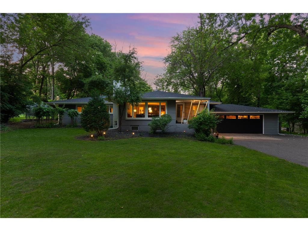 18150 Honeysuckle Lane Deephaven MN 55391 7085315 image1
