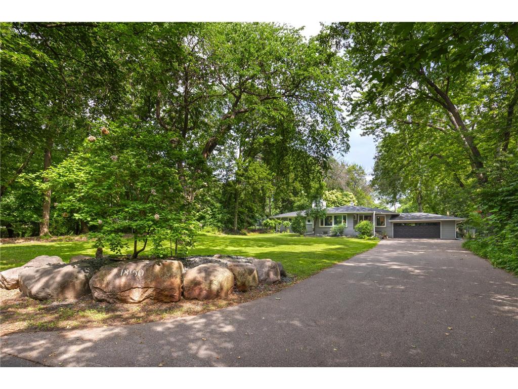 18150 Honeysuckle Lane Deephaven MN 55391 7085315 image12