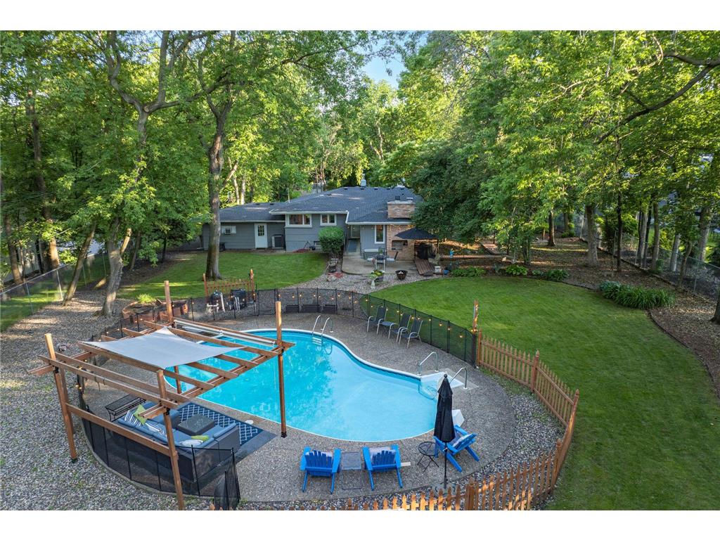 18150 Honeysuckle Lane Deephaven MN 55391 7085315 image4