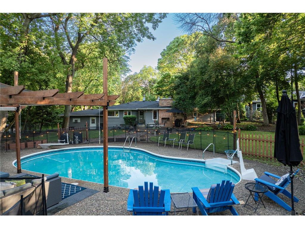 18150 Honeysuckle Lane Deephaven MN 55391 7085315 image40