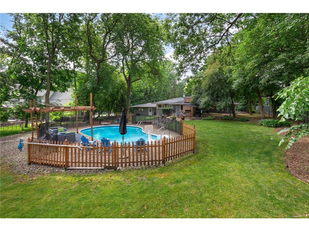 18150 Honeysuckle Lane Deephaven MN 55391 7085315 image43