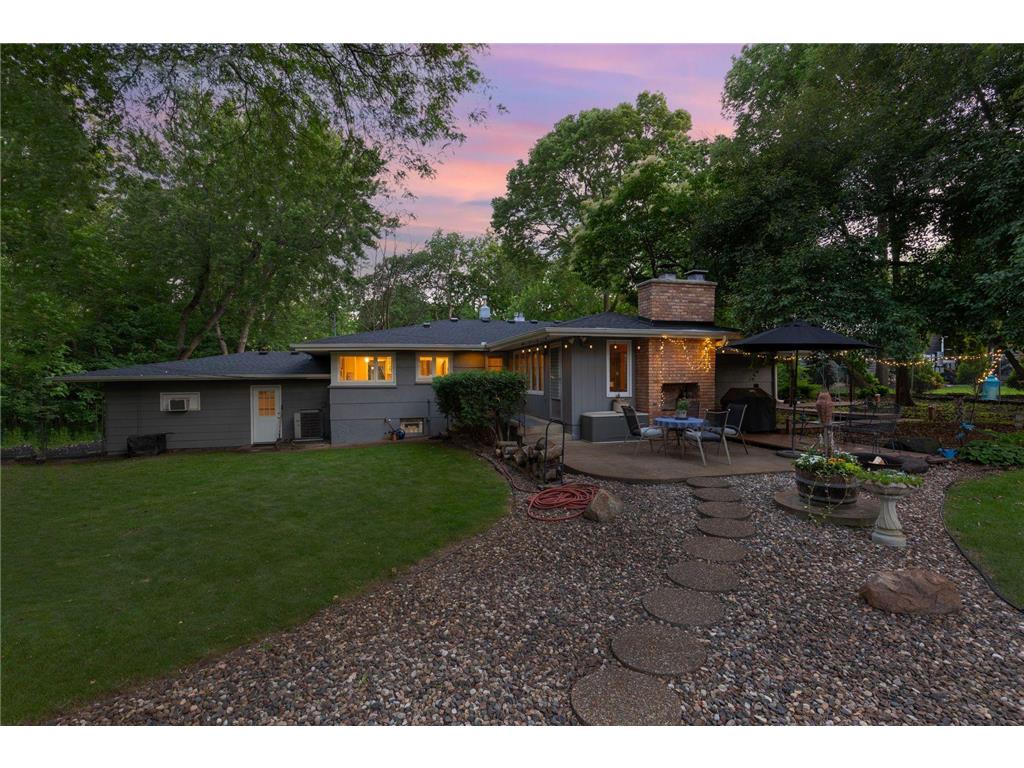 18150 Honeysuckle Lane Deephaven MN 55391 7085315 image51