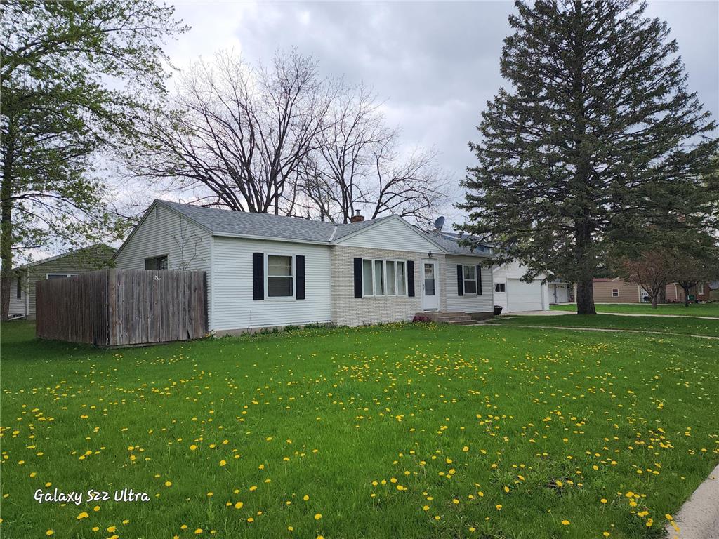 1816 7 1/2 Street SW Willmar MN 56201 6374518 image1