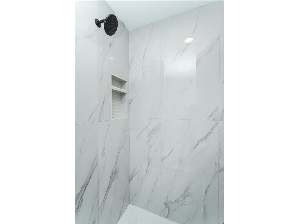 1816 Robinson Lane NE Byron MN 55920 6807643 image17