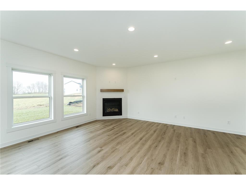 1816 Robinson Lane NE Byron MN 55920 6807643 image4