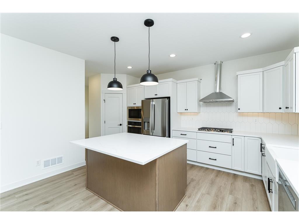 1816 Robinson Lane NE Byron MN 55920 6807643 image8