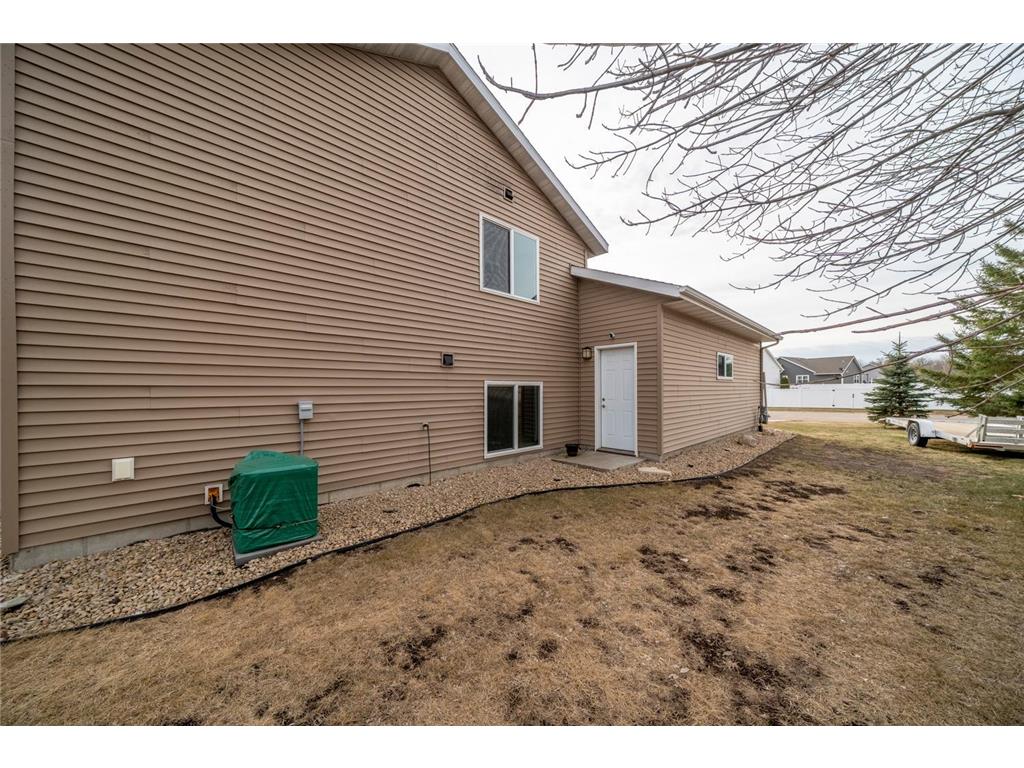 1816 Spruce Grove Trail Detroit Lakes MN 56501 7046957 image14