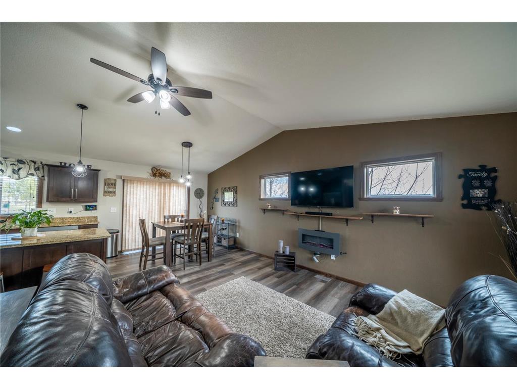 1816 Spruce Grove Trail Detroit Lakes MN 56501 7046957 image15