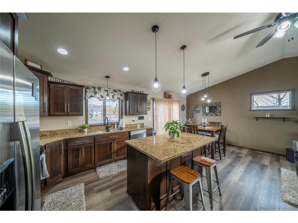 1816 Spruce Grove Trail Detroit Lakes MN 56501 7046957 image3