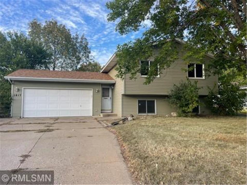 1817 Granite Drive, Shakopee, MN, 55379 MLS 6264120 Edina Realty