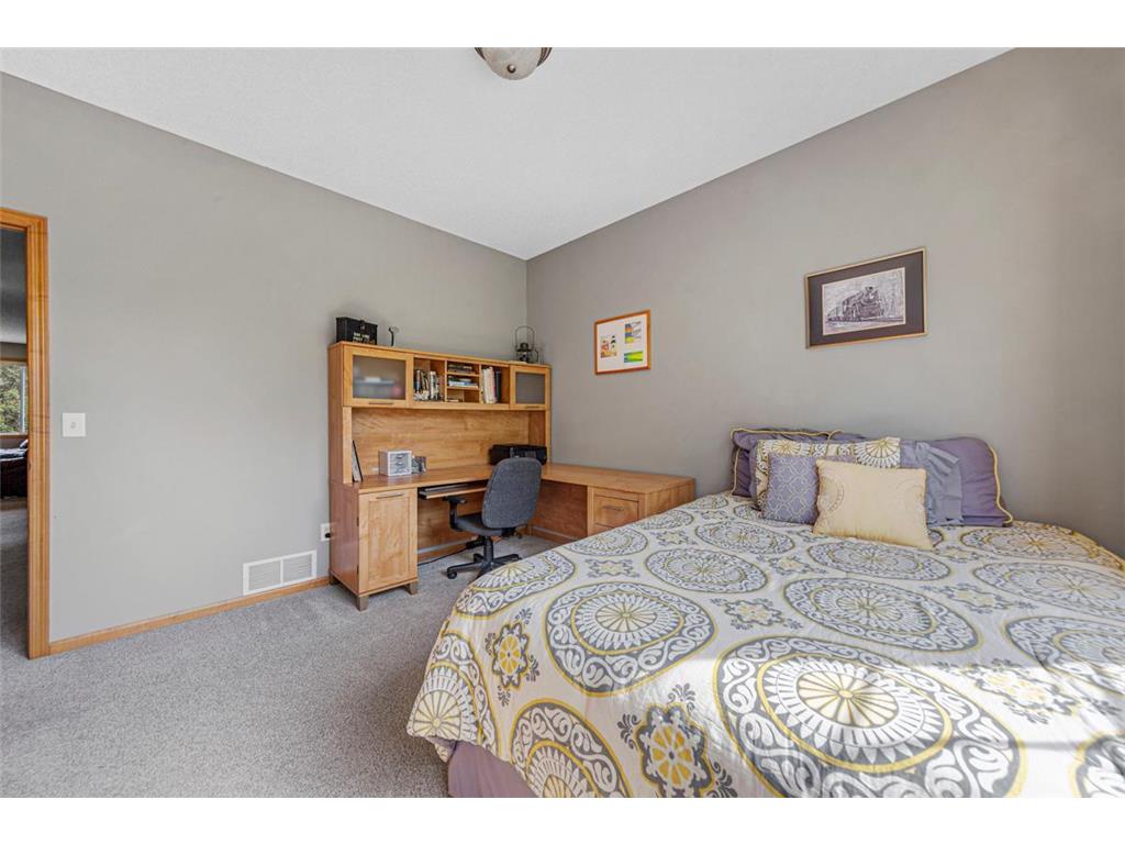 1817 Sunset Drive Northfield MN 55057 7018207 image34