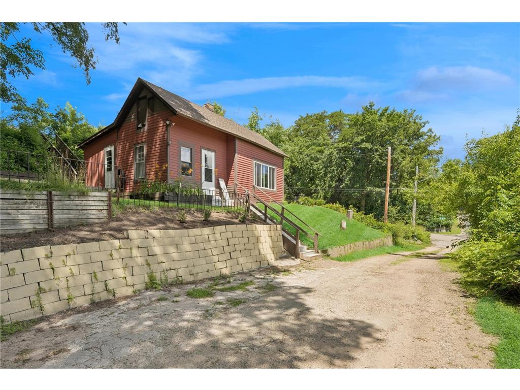 1818 1st Street N Stillwater MN 55082 - St. Croix River-Stlwtr/Prescott 6752794 image1