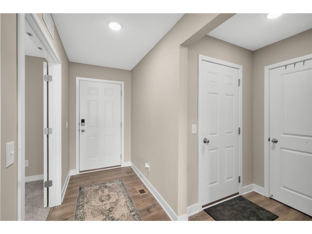 18184 Hartlin Avenue Lakeville MN 55044 7045704 image15