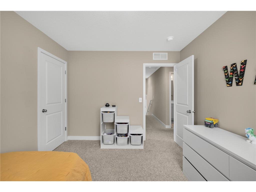 18184 Hartlin Avenue Lakeville MN 55044 7045704 image23
