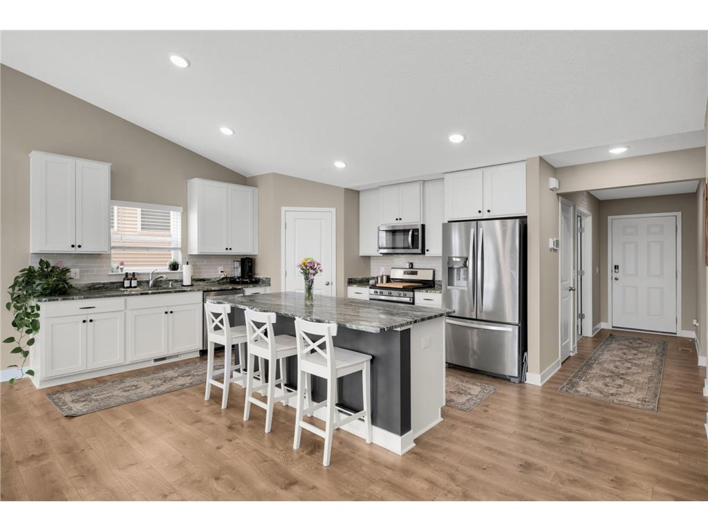 18184 Hartlin Avenue Lakeville MN 55044 7092311 image5