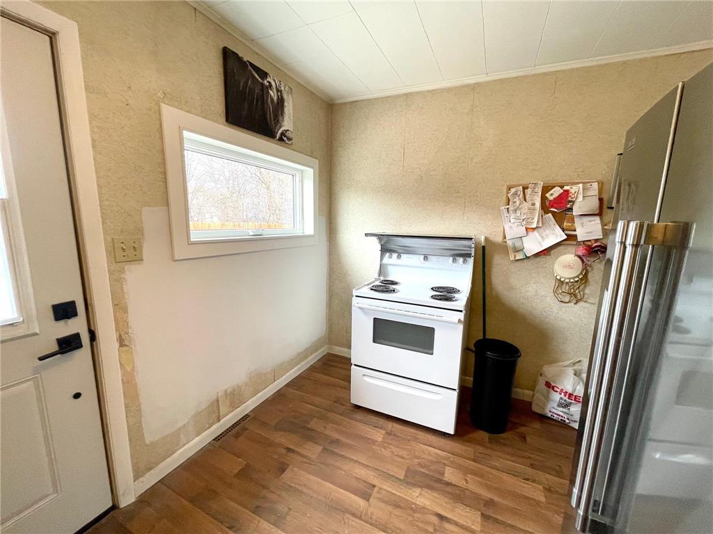1819 9th Street E Menomonie WI 54751 7056306 image4