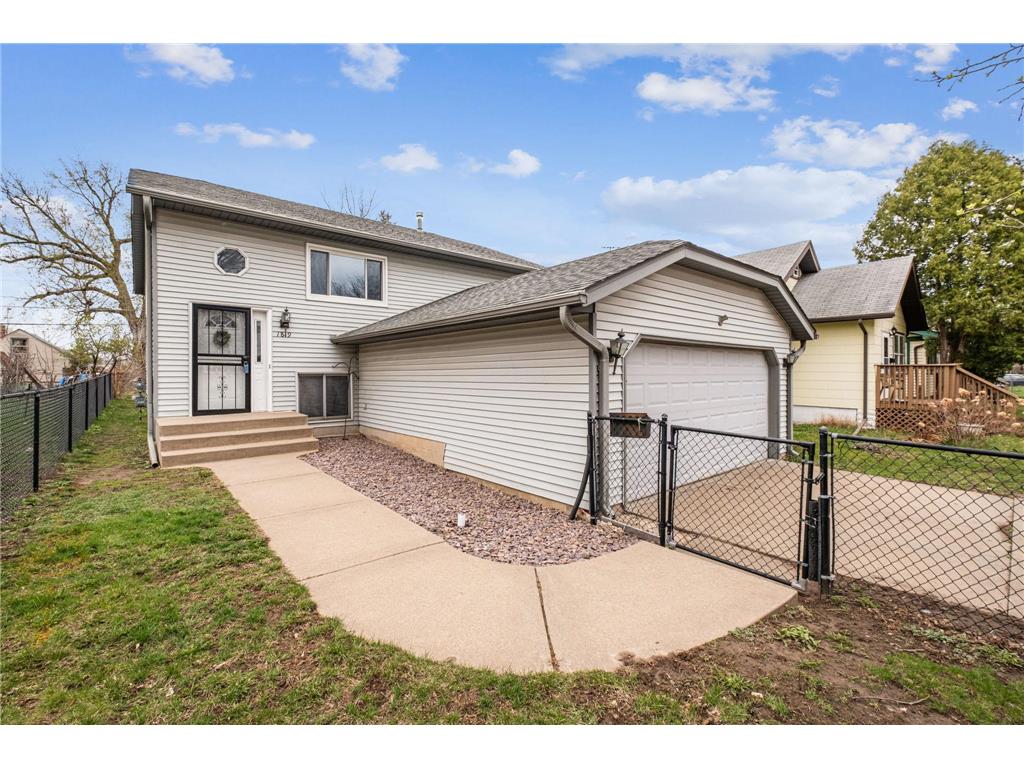 1819 Ames Avenue Saint Paul MN 55119 6517607 image1