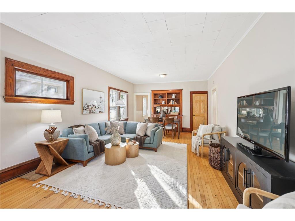 1819 Newton Avenue N Minneapolis MN 55411 6797385 image1