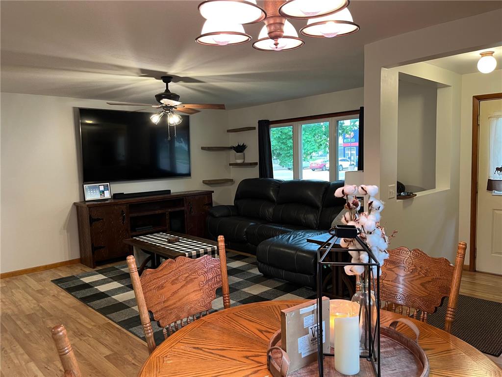 182 14th Street Windom MN 56101 7072757 image2