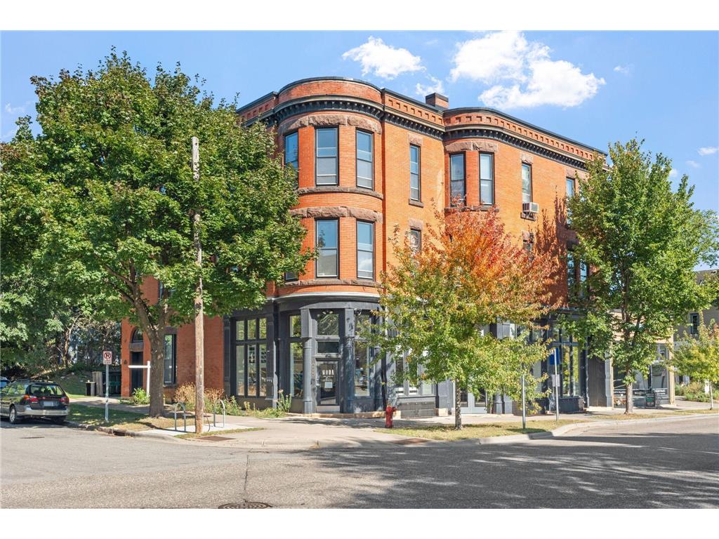 182 Mackubin Street #1 Saint Paul MN 55102 6791599 image1