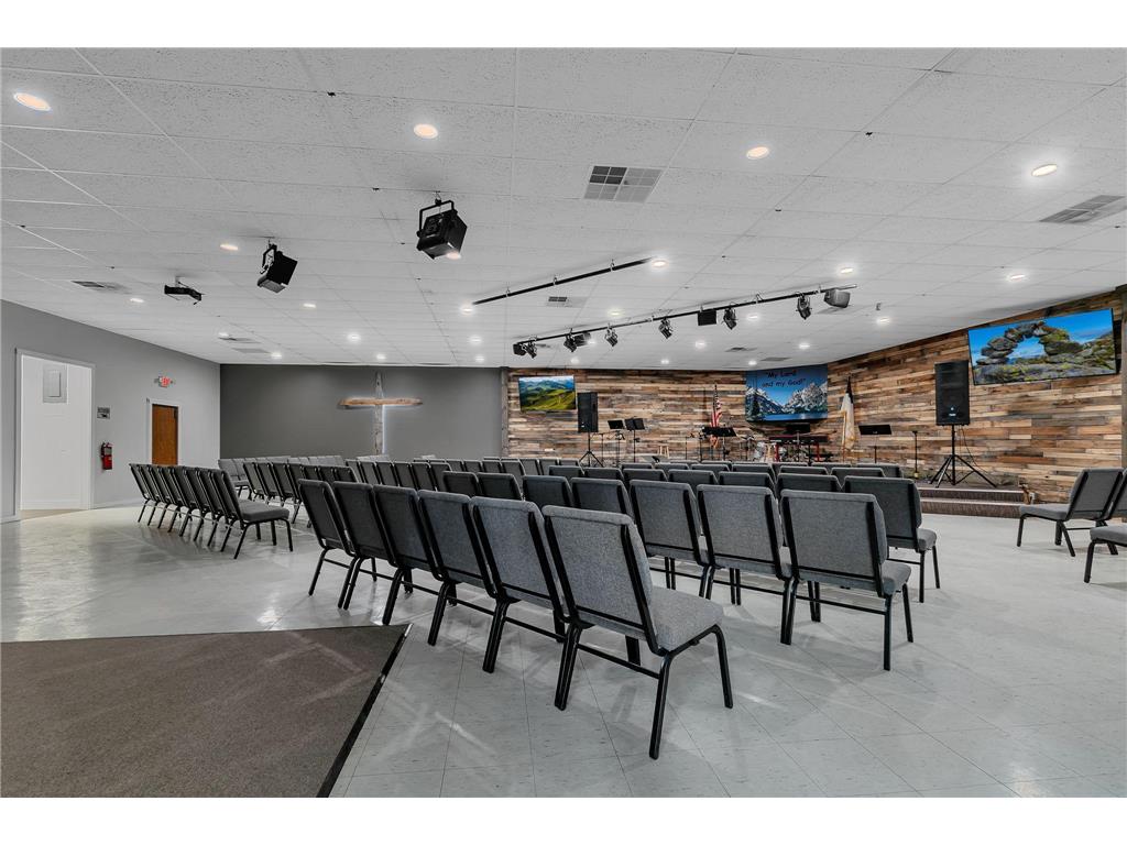 182 Main Avenue W Winsted MN 55395 7017615 image5