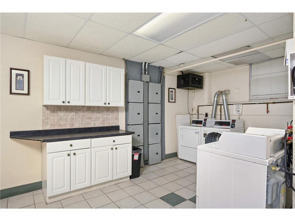 1820 1st Avenue S #201 Minneapolis MN 55403 7073690 image17