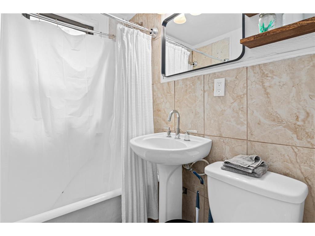 1820 1st Avenue S #208 Minneapolis MN 55403 6737901 image13