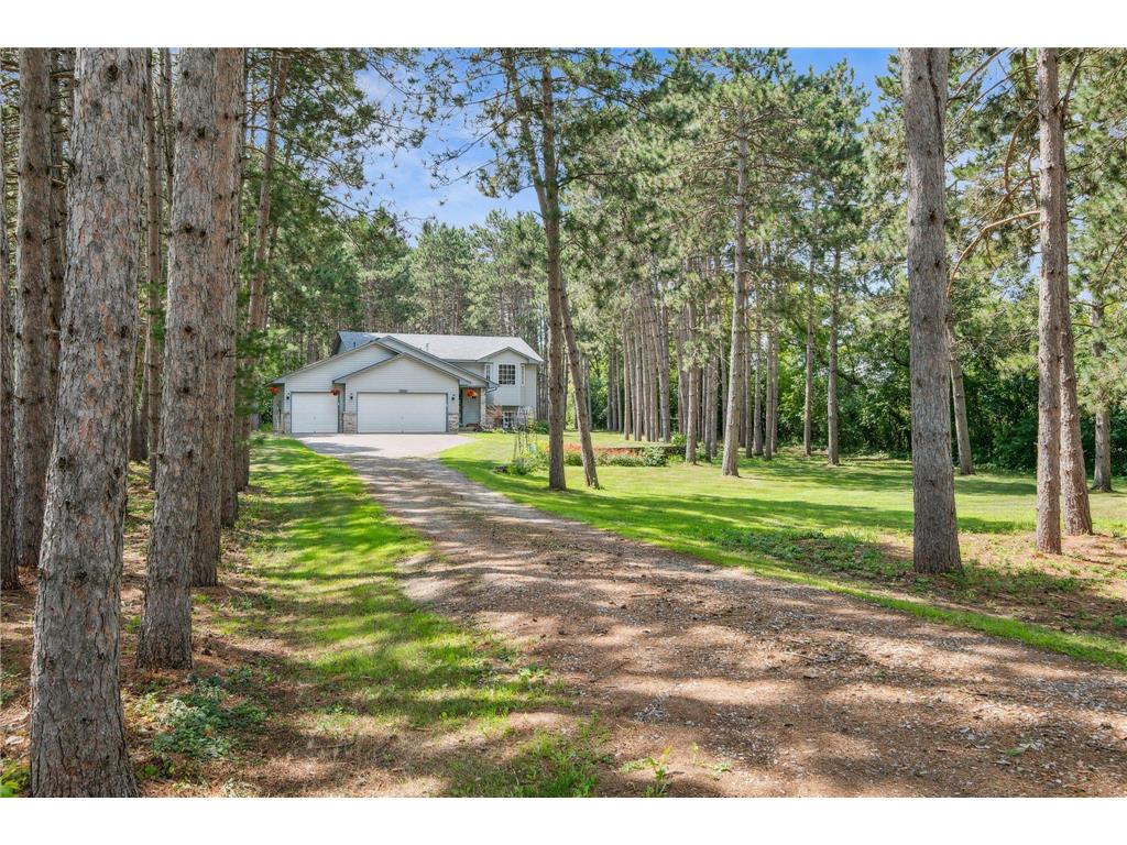 1820 225th Avenue NE East Bethel MN 55005 6406399 image1