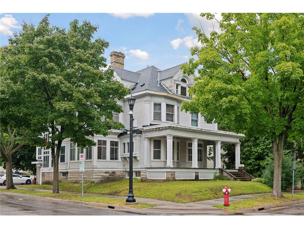 1820 Colfax Avenue S Minneapolis MN 55403 6785720 image1