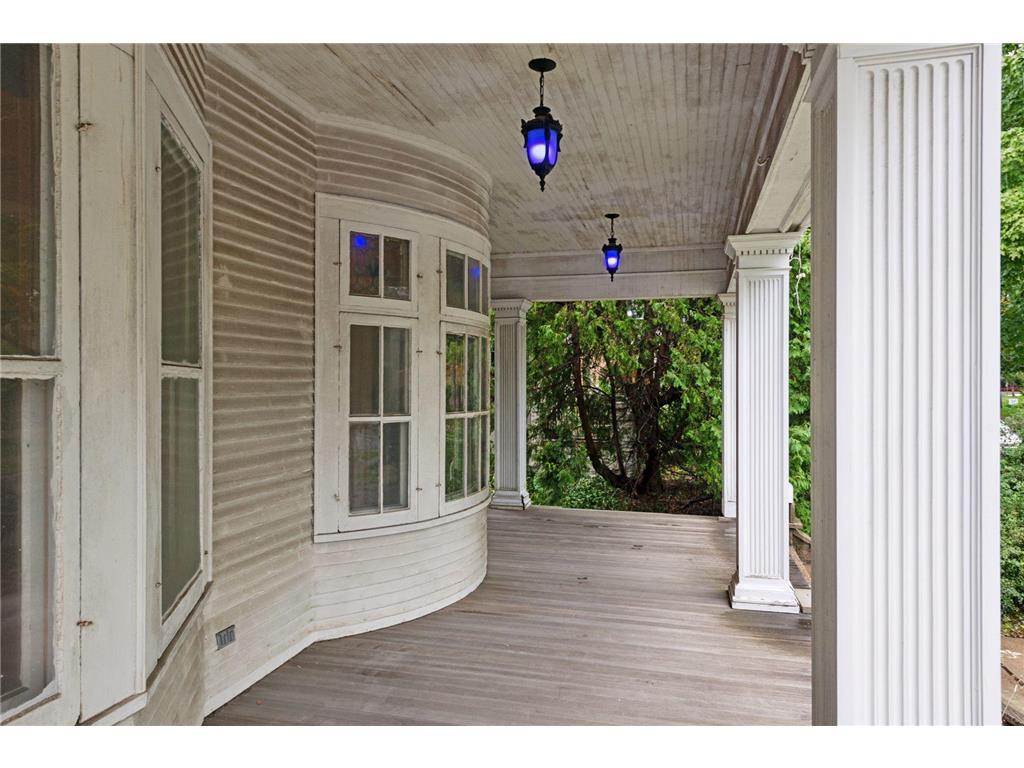 1820 Colfax Avenue S Minneapolis MN 55403 6785720 image4