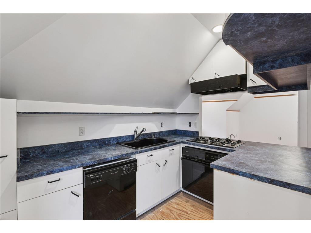 1820 Colfax Avenue S Minneapolis MN 55403 6785720 image44