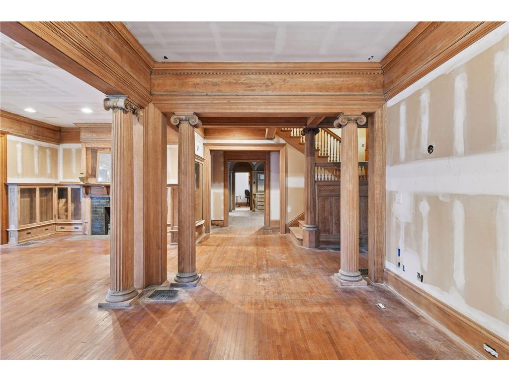 1820 Colfax Avenue S Minneapolis MN 55403 7079398 image10