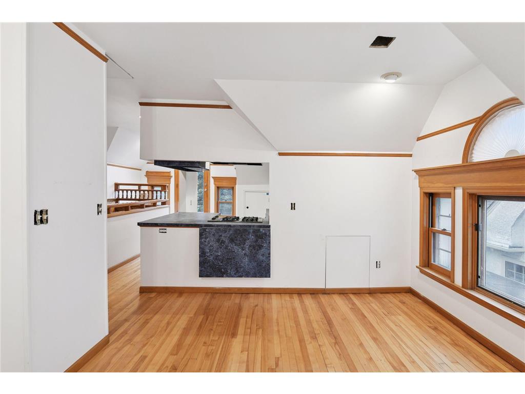 1820 Colfax Avenue S Minneapolis MN 55403 7079398 image35