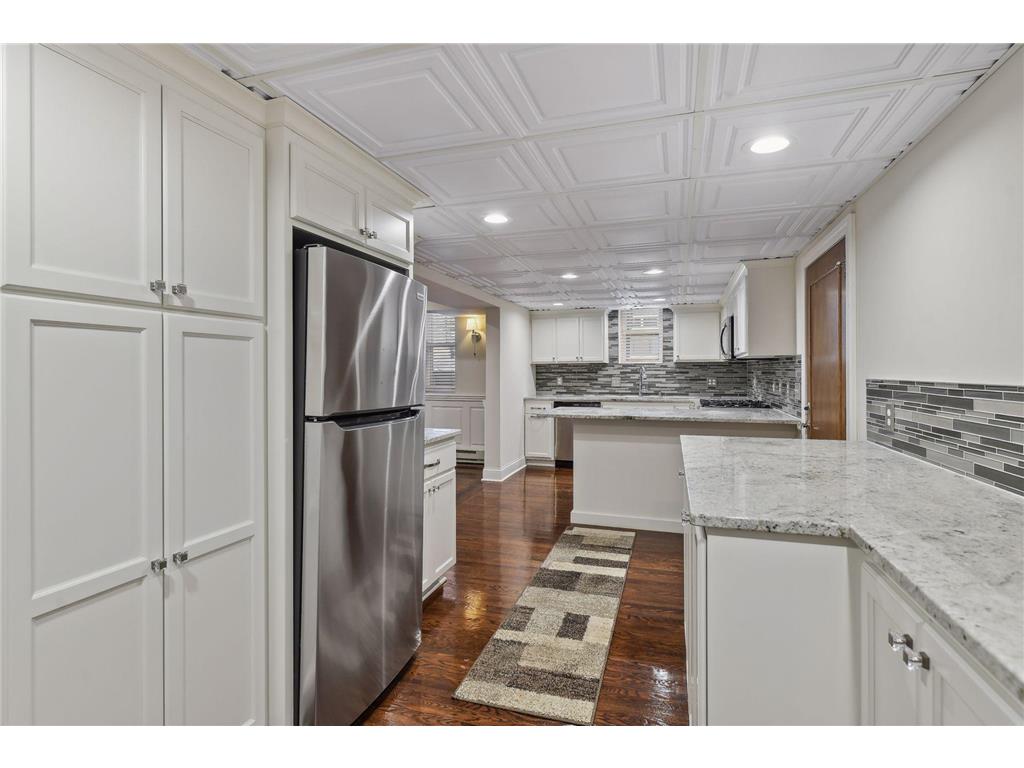 1820 Girard Avenue S #1 Minneapolis MN 55403 7015764 image31