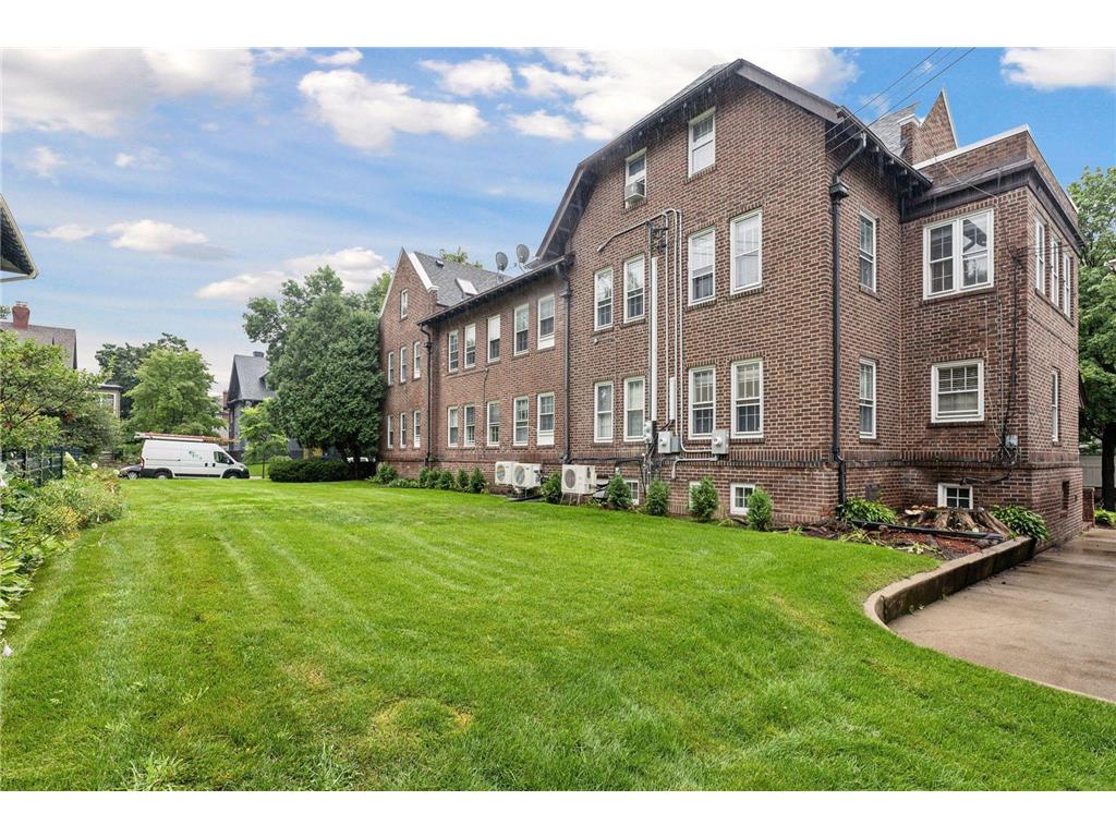 1820 Girard Avenue S #1 Minneapolis MN 55403 7015764 image4