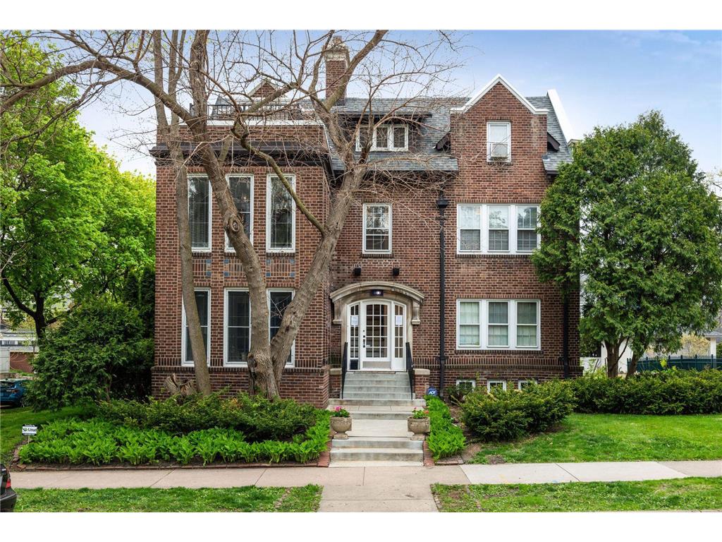 1820 Girard Avenue S Minneapolis MN 55403 7019992 image1