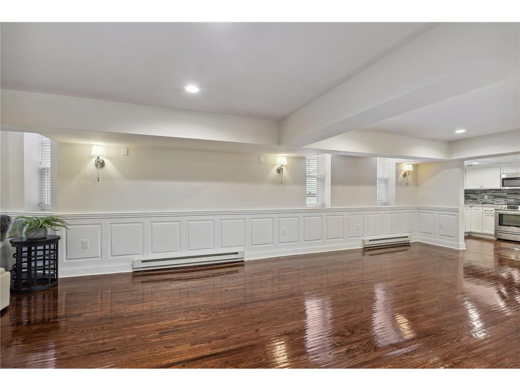 1820 Girard Avenue S Minneapolis MN 55403 7019992 image30