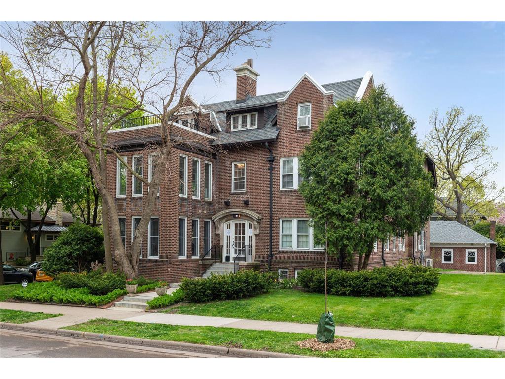 1820 Girard Avenue S Minneapolis MN 55403 7019992 image41