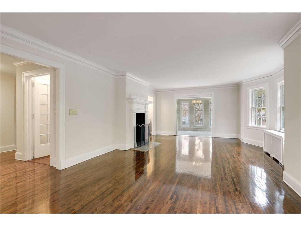 1820 Girard Avenue S Minneapolis MN 55403 7019992 image75