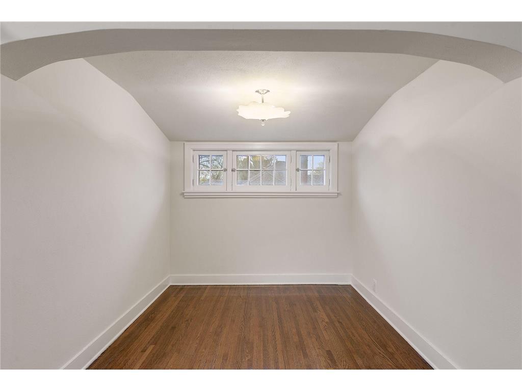 1820 Girard Avenue S Minneapolis MN 55403 7019992 image99