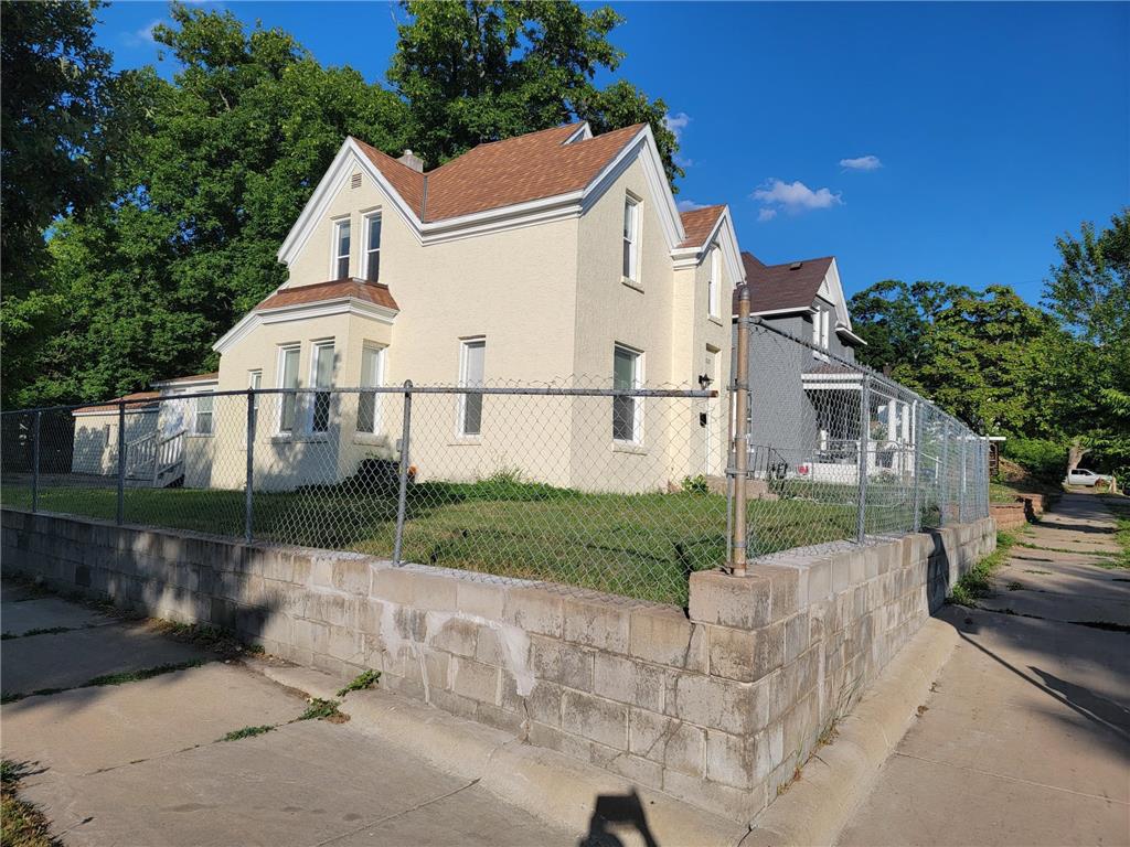 1820 Hillside Avenue N Minneapolis MN 55411 6336585 image1