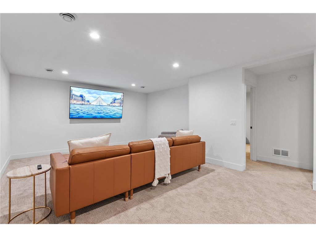 1820 Mckinley Street NE Minneapolis MN 55418 7046306 image11