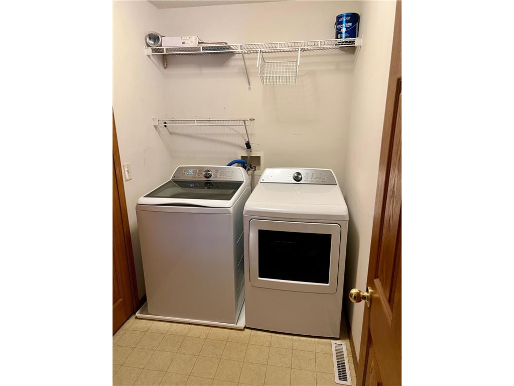 1820 Mockingbird Avenue Shakopee MN 55379 6824907 image13