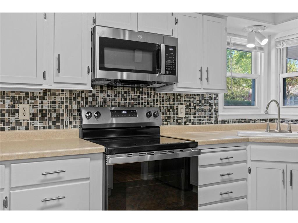 1820 Oak Street Hastings MN 55033 7072779 image12