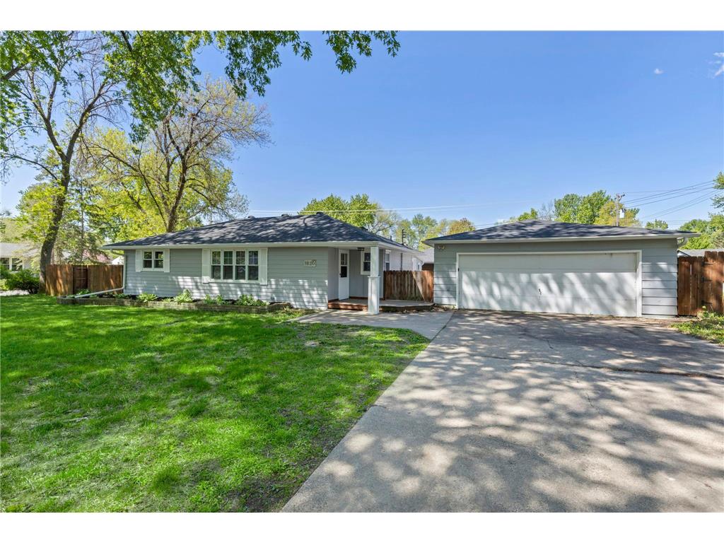 1820 Oak Street Hastings MN 55033 7072779 image2